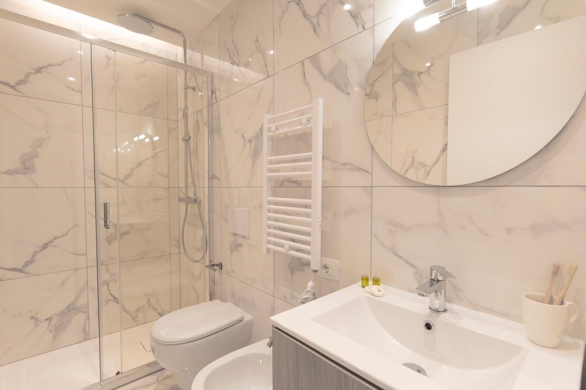 Apartment Modern & Stylish Near Isola & Station Mailand